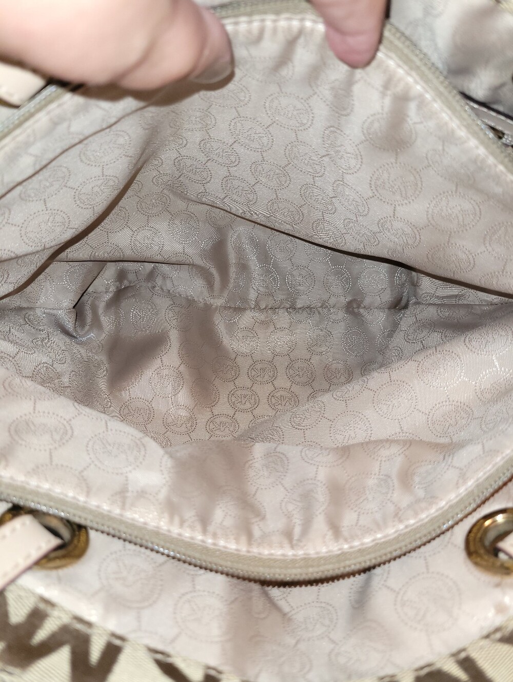 Michael Kors Jet Set Medium Logo Beige Signature Tote With Dust Bag. - Picture 10 of 16